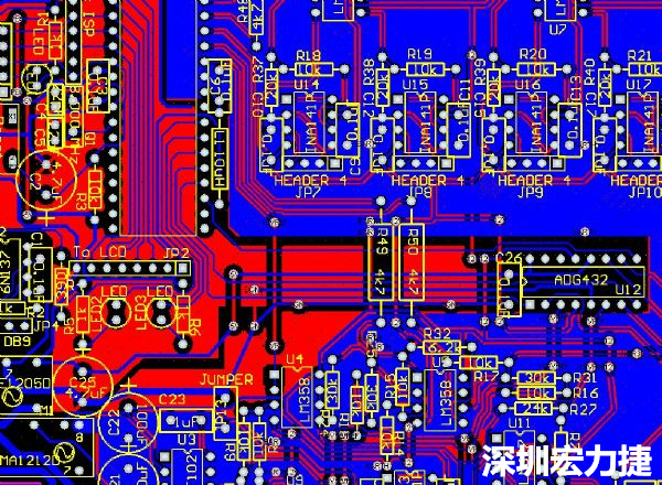 一般產(chǎn)品的PCB設計，多數(shù)先決定元件布局，再進行線路連接，于元件位置就先改善干擾問題，再從線路細節(jié)著手改善產(chǎn)品。